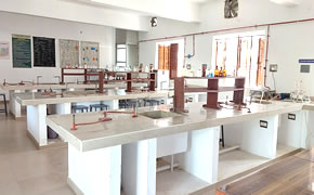 Pharmaceutical Analysis Lab