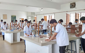 Pharmaceutical Analysis Lab