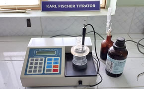 Pharmaceutical Analysis Lab