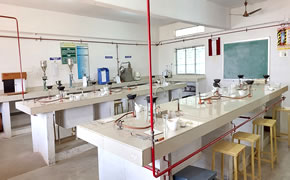 Pharmaceutics Lab