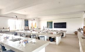 Pharmaceutical Chemistry Lab